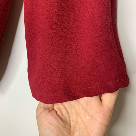 VALETTE‎ Deep Red Blouse with Open V-neck Back Sz S - Picture 5 of 8